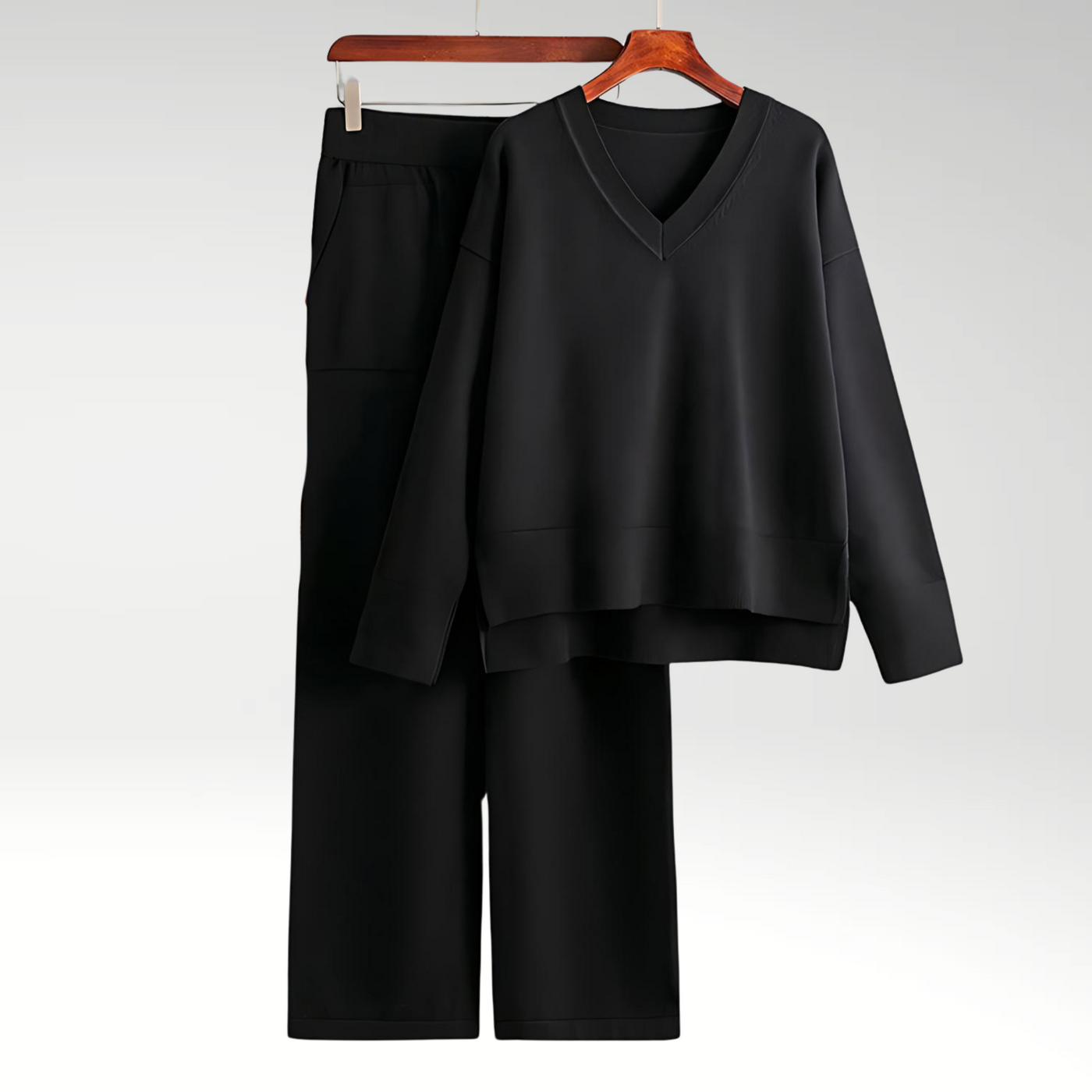 FOR EVER EST™ | Serenity Luxury Set with V-neck