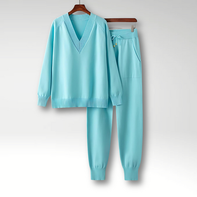 FOR EVER EST™ | Two-Piece Suit Timeless Serenity