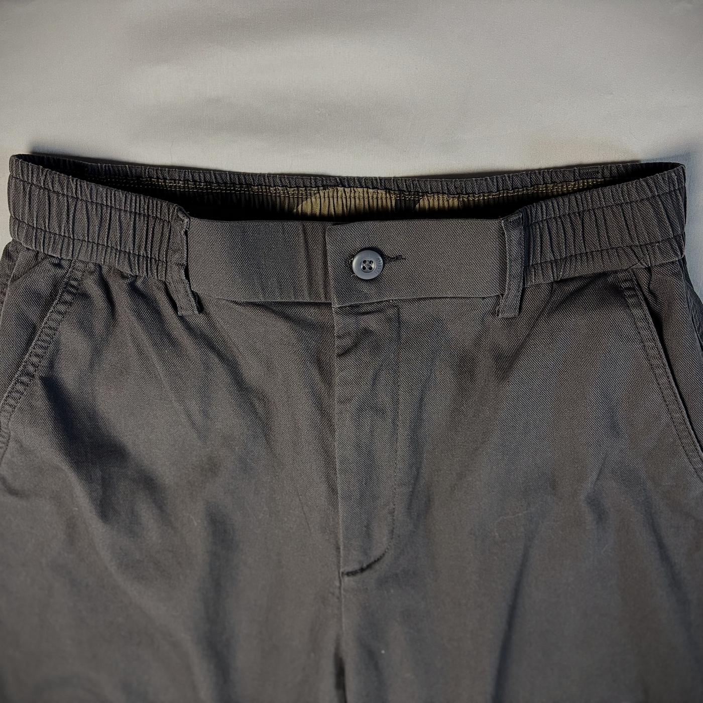FOR EVER EST™ | Modern Carbon-Colored Pants