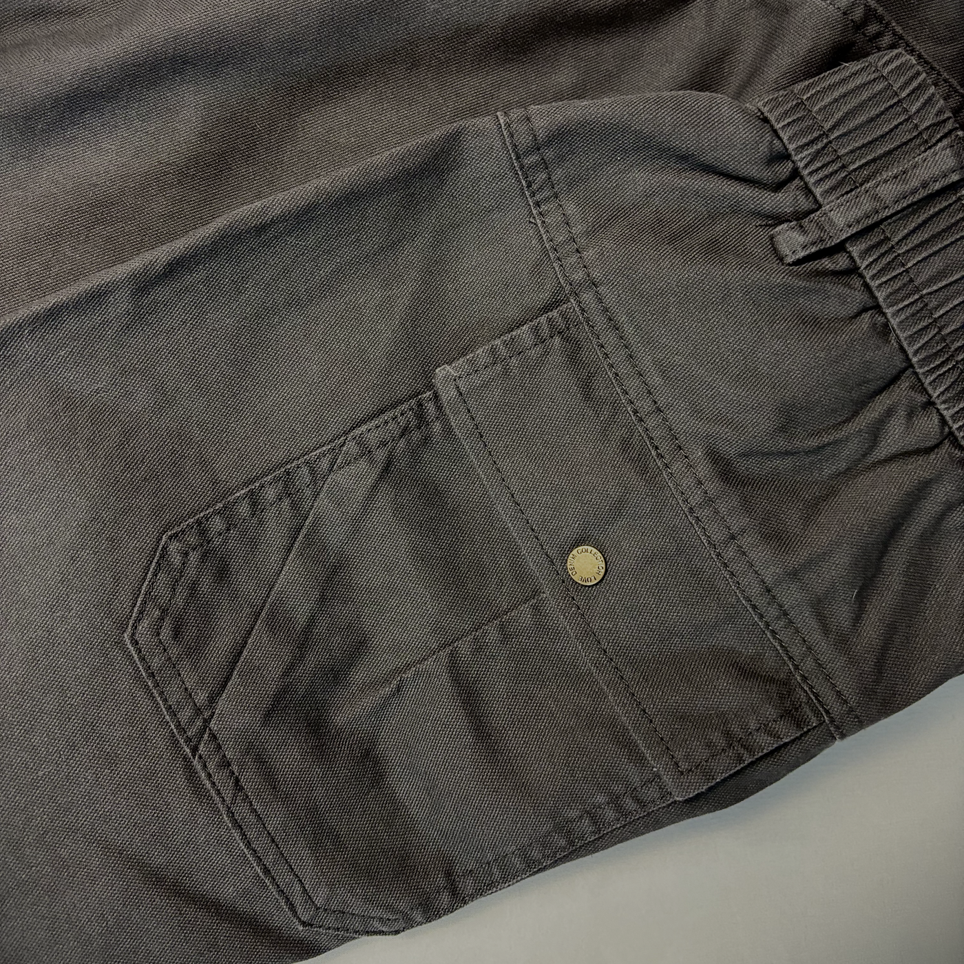 FOR EVER EST™ | Modern Carbon-Colored Pants